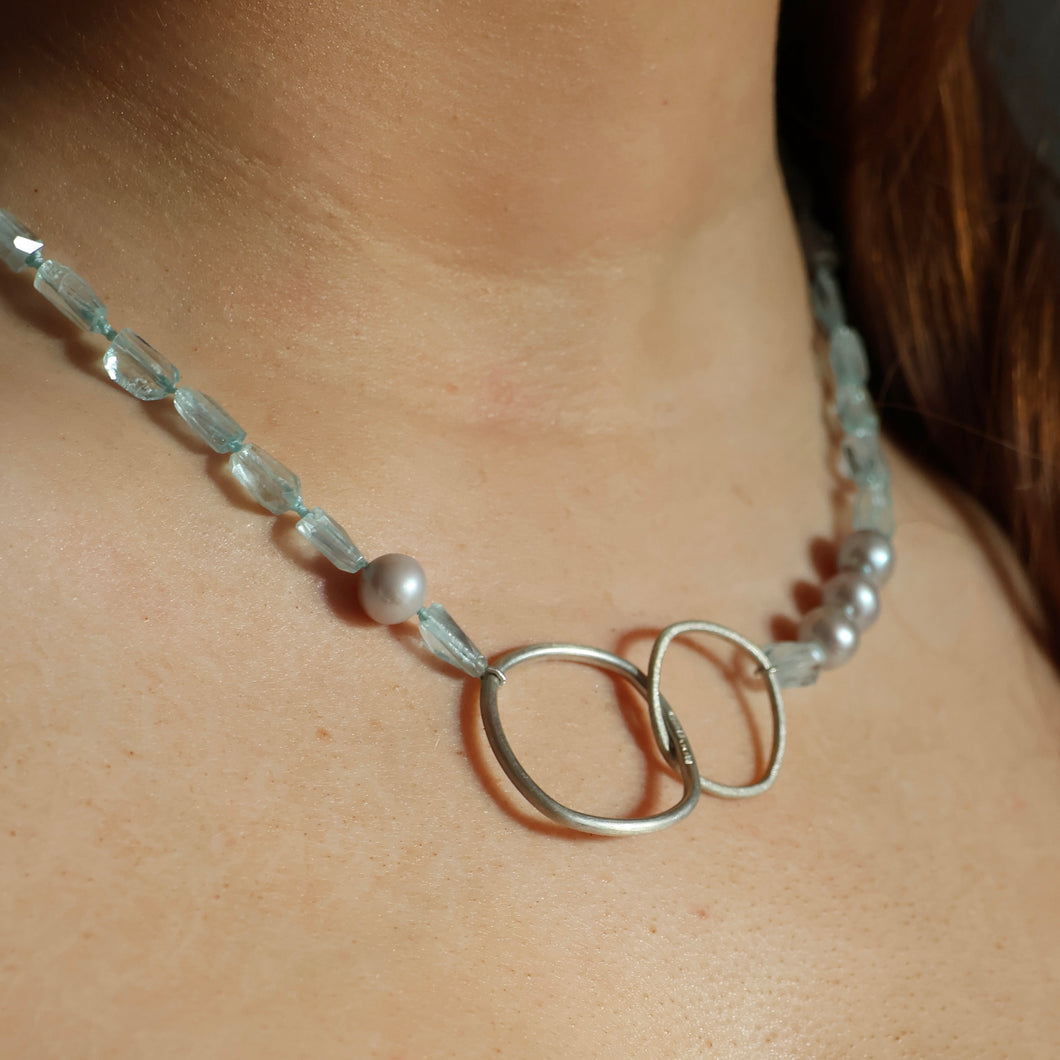 Aquamarine, pearl and sterling silver necklace