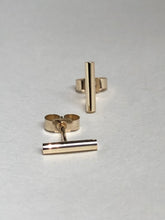Load image into Gallery viewer, 9ct gold straight bar studs
